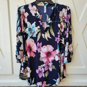 Honeyme Floral Gabby Top - Navy - Medium